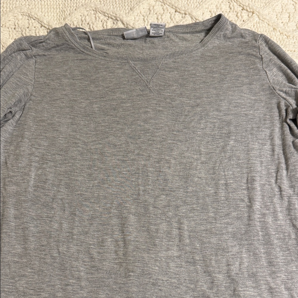 Light Gray Long Sleeve Crewneck Sleep Top